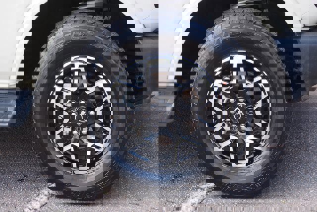 Certified 2025 Ford Bronco Outer Banks image 9