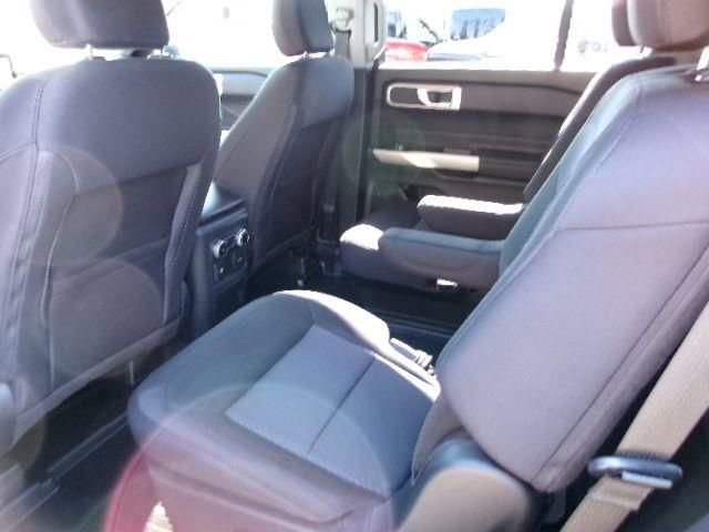 Certified 2023 Ford Explorer XLT image 9