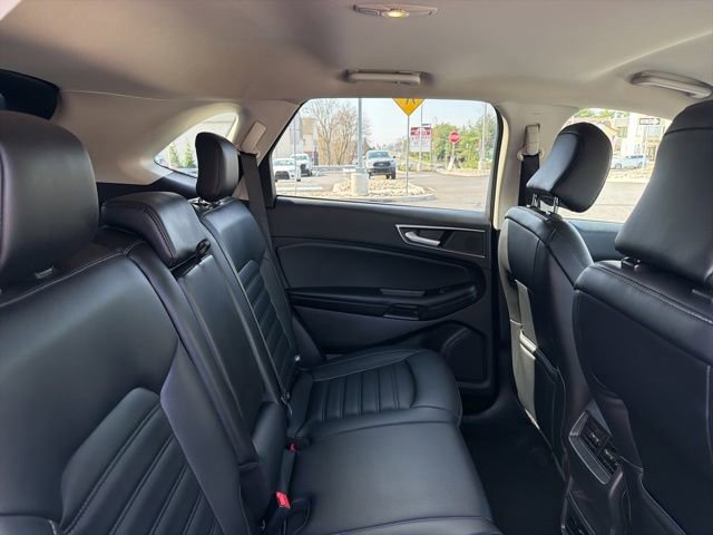 Certified 2022 Ford Edge SEL w/ Convenience Package image 32