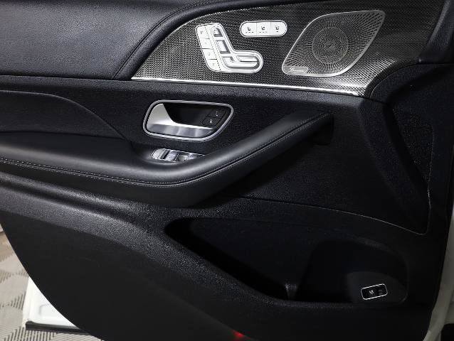 Used 2022 Mercedes-Benz GLS 450 4MATIC image 27