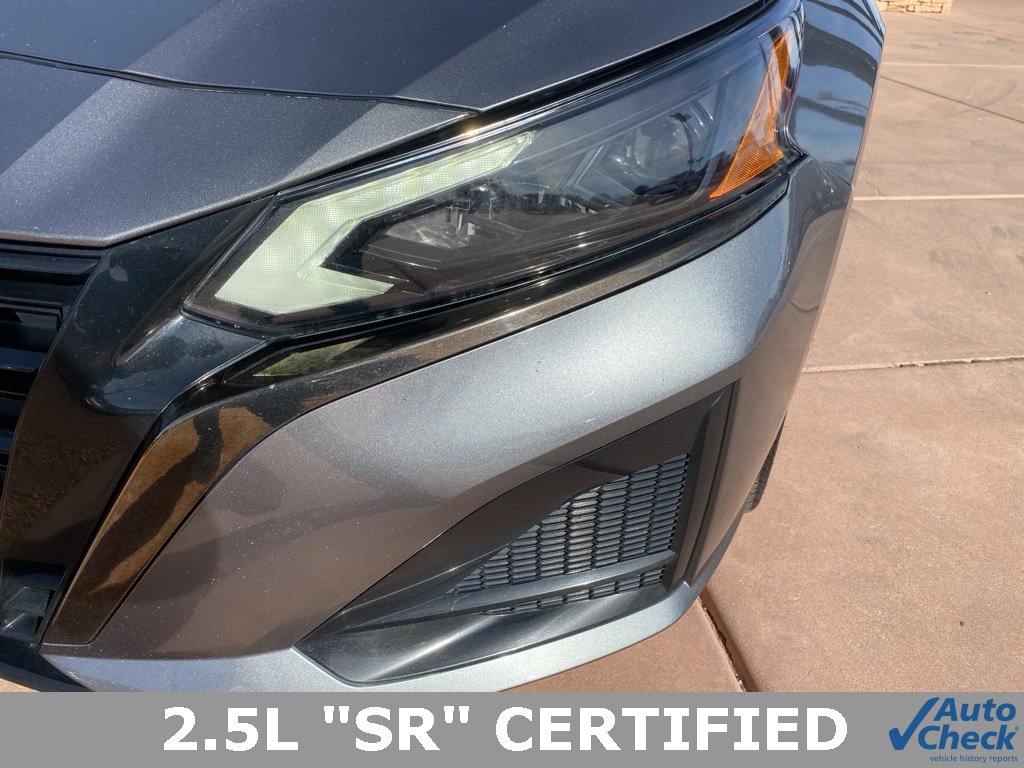 Used 2024 Nissan Altima 2.5 SR image 3