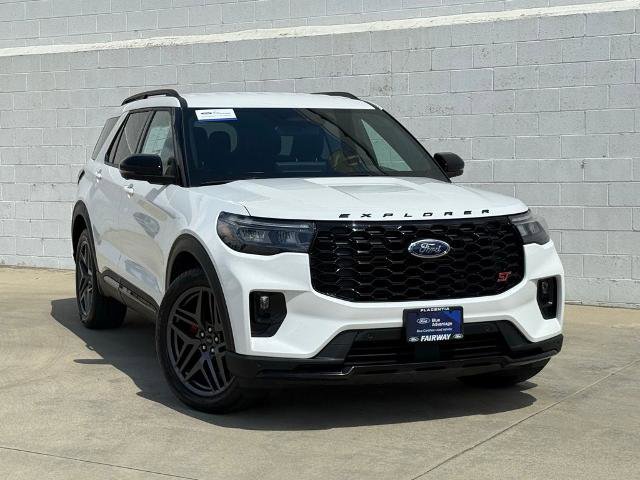 Certified 2025 Ford Explorer ST AWD/4WD image 3