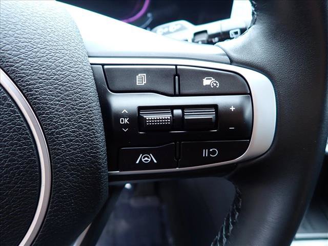 Used 2025 Kia Sportage EX AWD/4WD image 18
