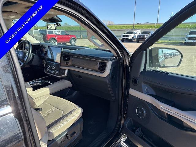 Certified 2024 Ford Expedition Limited image 16