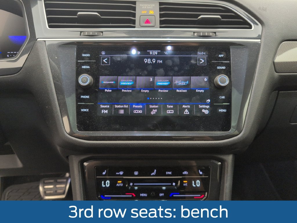 Used 2023 Volkswagen Tiguan SE R-Line FWD image 27