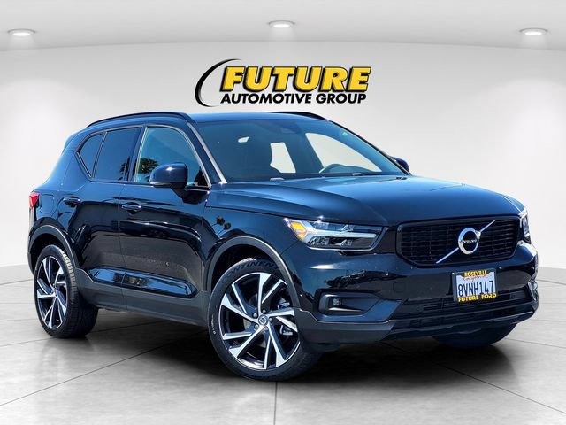 Used 2019 Volvo XC40 T5 R-Design AWD/4WD image 1