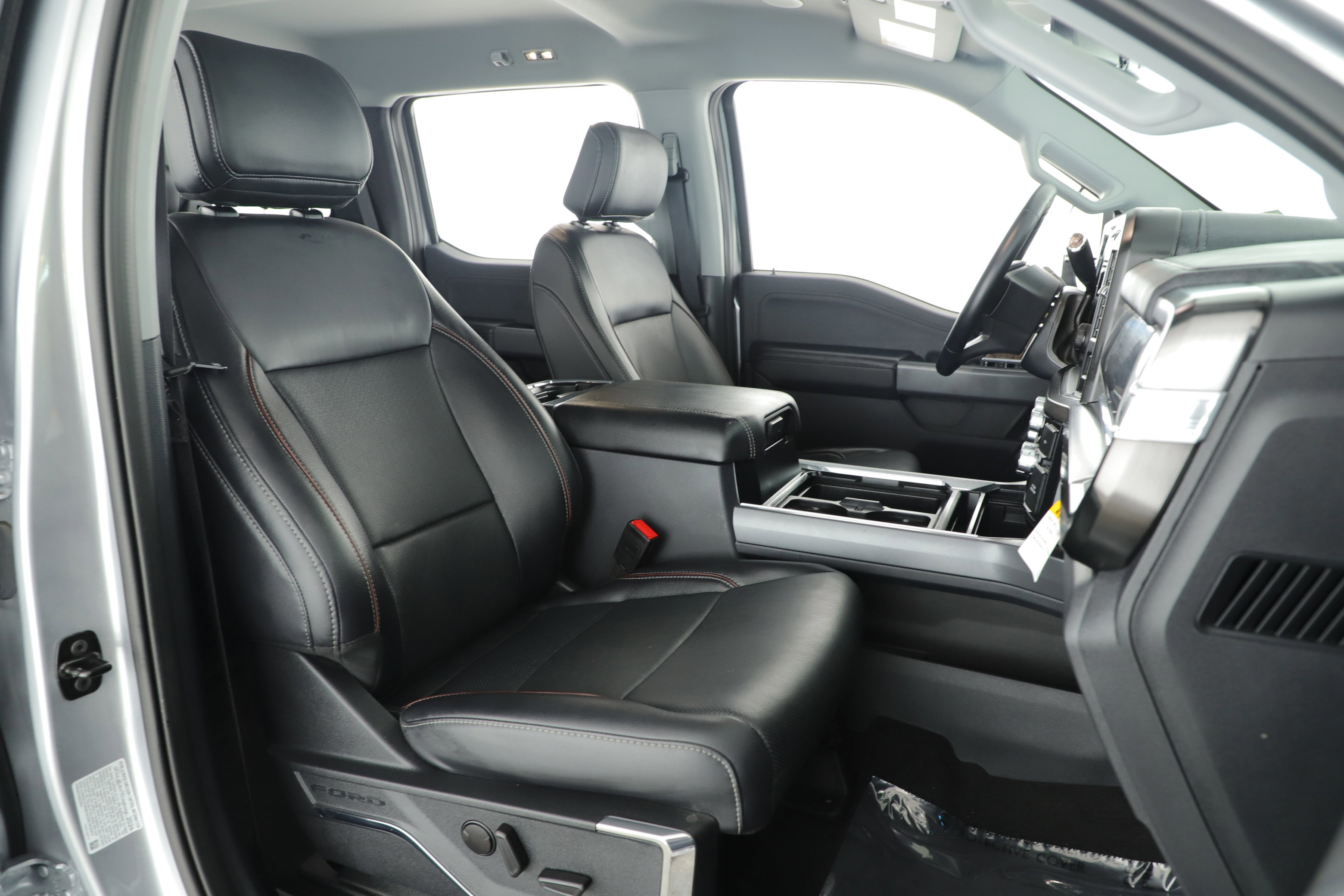 Certified 2024 Ford F350 Lariat w/ Lariat Ultimate Package image 21