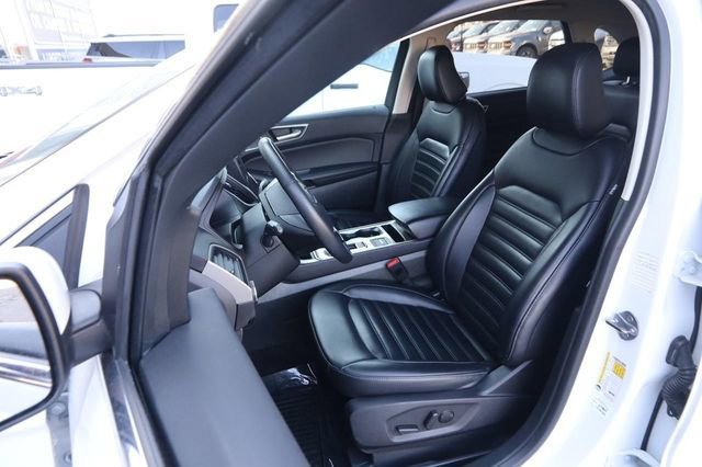 Certified 2024 Ford Edge SEL image 8