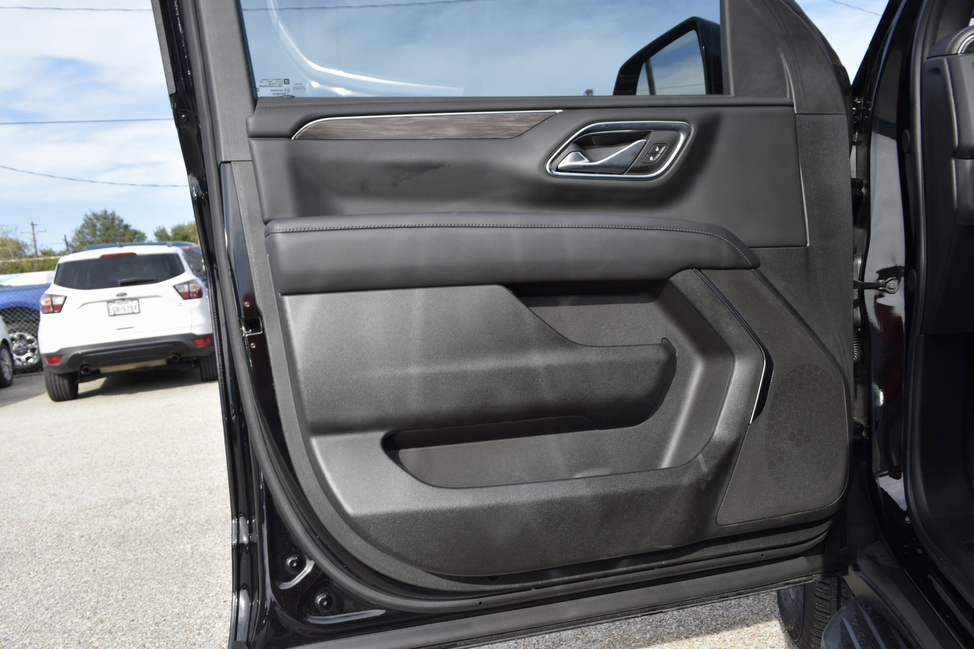 Used 2024 Chevrolet Tahoe LS w/ Driver Alert Package image 19