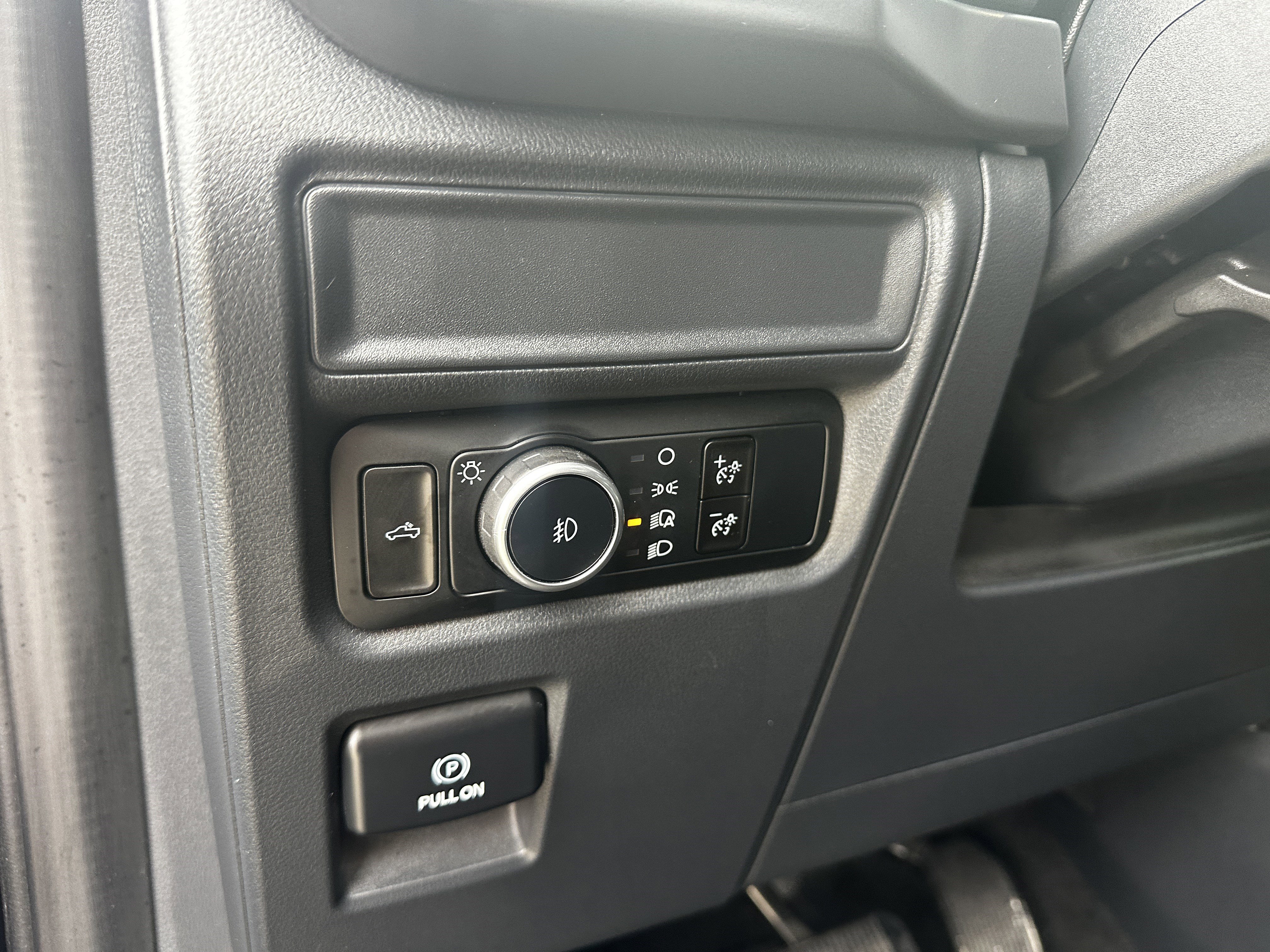 Certified 2024 Ford F150 XLT w/ XLT Black Appearance Package AWD/4WD image 22
