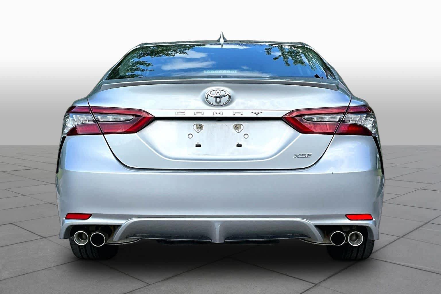 Used 2024 Toyota Camry XSE FWD image 5