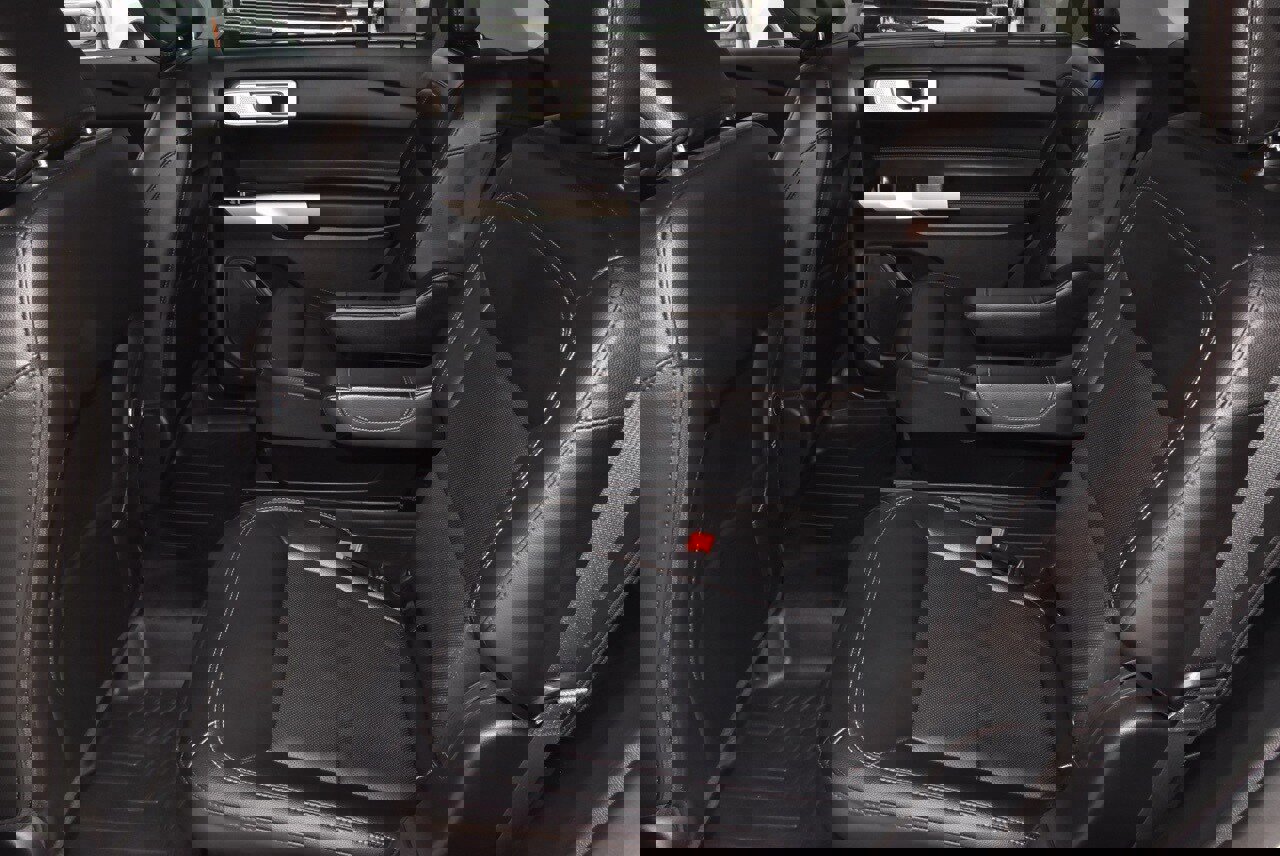 Certified 2023 Ford Explorer Limited w/ Limited Technology Package image 15