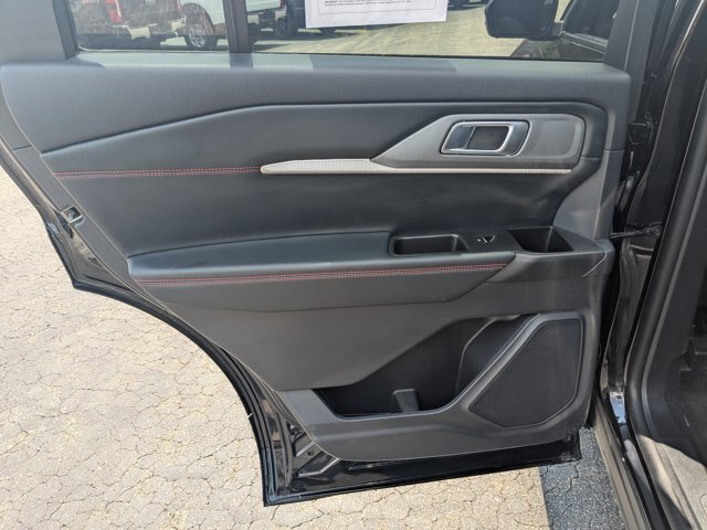 Certified 2025 Ford Explorer ST-Line w/ Premium Package AWD/4WD image 27