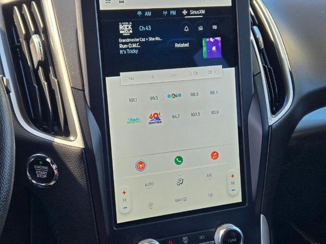 Certified 2024 Ford Edge SE w/ Black Appearance Package image 26