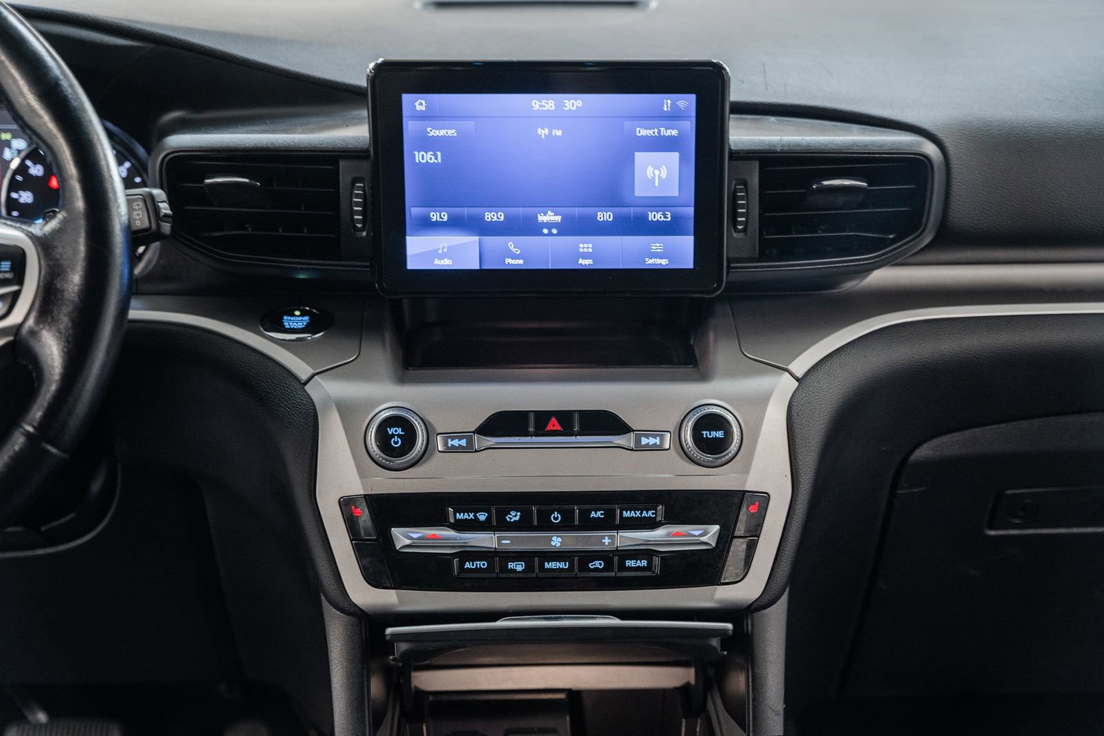 Certified 2021 Ford Explorer XLT w/ Class III Trailer Tow Package image 25