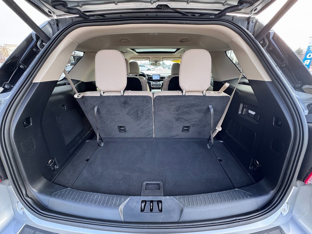 Certified 2023 Ford Explorer XLT w/ Equipment Group 202A image 31