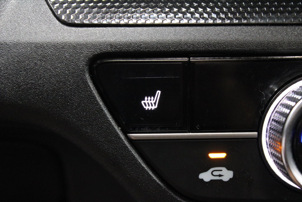 Used 2025 Honda CR-V EX image 4