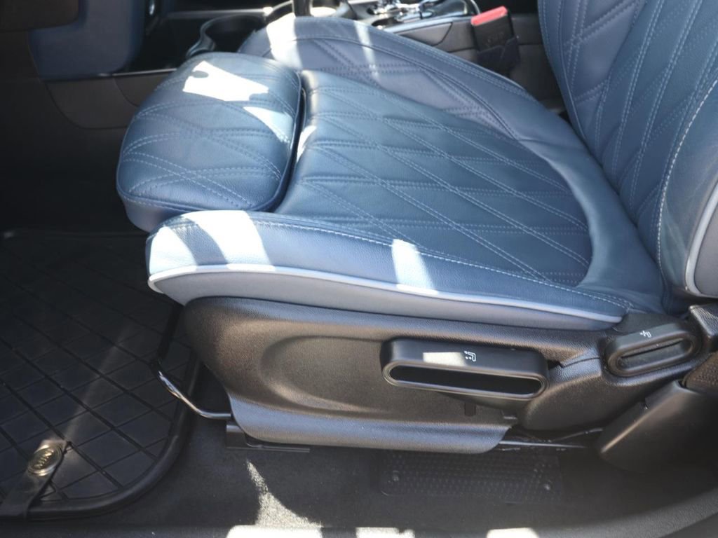 Used 2024 MINI Cooper Countryman S w/ Signature Upholstery Package FWD image 18