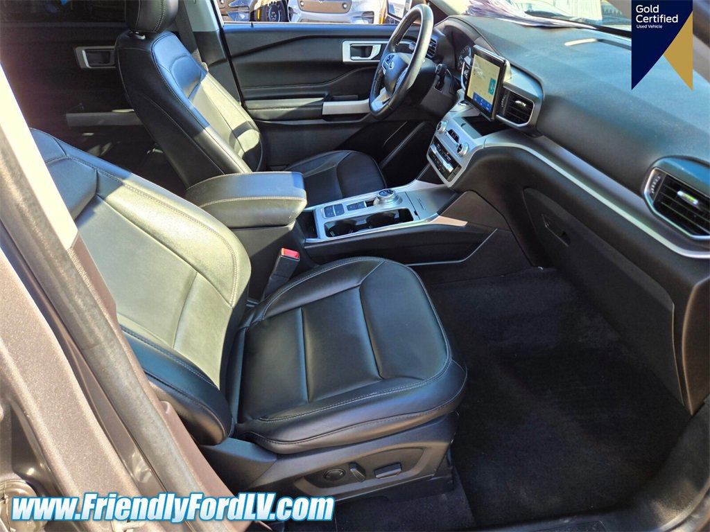 Certified 2022 Ford Explorer XLT w/ Equipment Group 202A image 14
