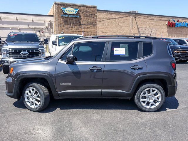 Used 2020 Jeep Renegade Latitude w/ Cold Weather Group AWD/4WD image 6