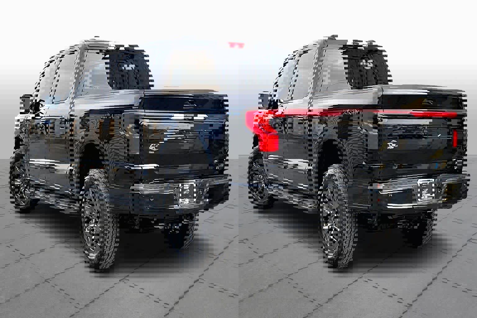 Certified 2025 Ford F150 Lightning Lariat image 12