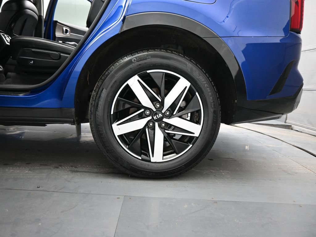 Used 2021 Kia Sorento EX image 49