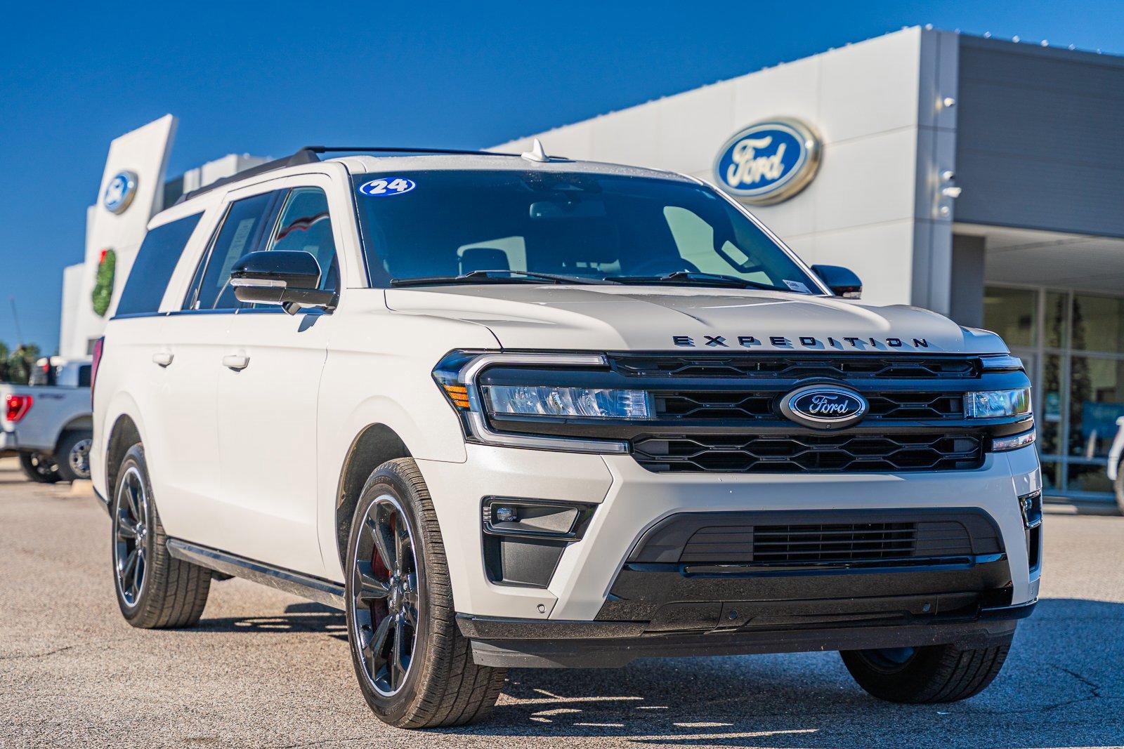 Certified 2024 Ford Expedition Max Limited image 7