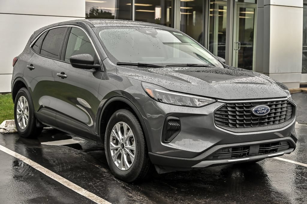 Certified 2023 Ford Escape Active w/ Tech Pack #1 AWD/4WD image 12