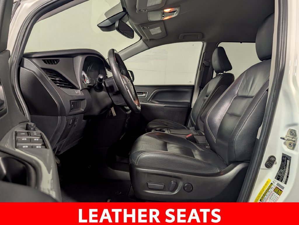 Used 2019 Toyota Sienna SE FWD image 11