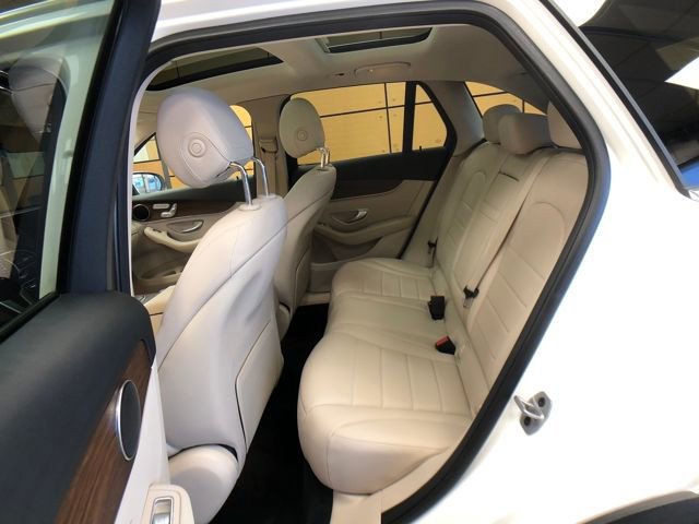 Used 2022 Mercedes-Benz GLC 300 4MATIC image 21