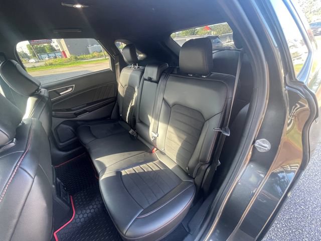 Certified 2020 Ford Edge ST-Line FWD image 11