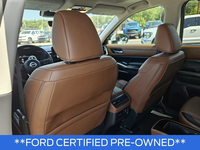 Used 2024 Nissan Pathfinder Platinum FWD image 22