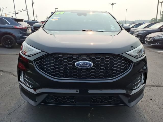 Certified 2024 Ford Edge ST-Line AWD/4WD image 2