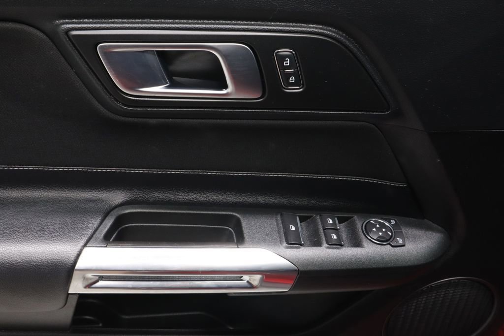 Certified 2021 Ford Mustang Convertible RWD image 21
