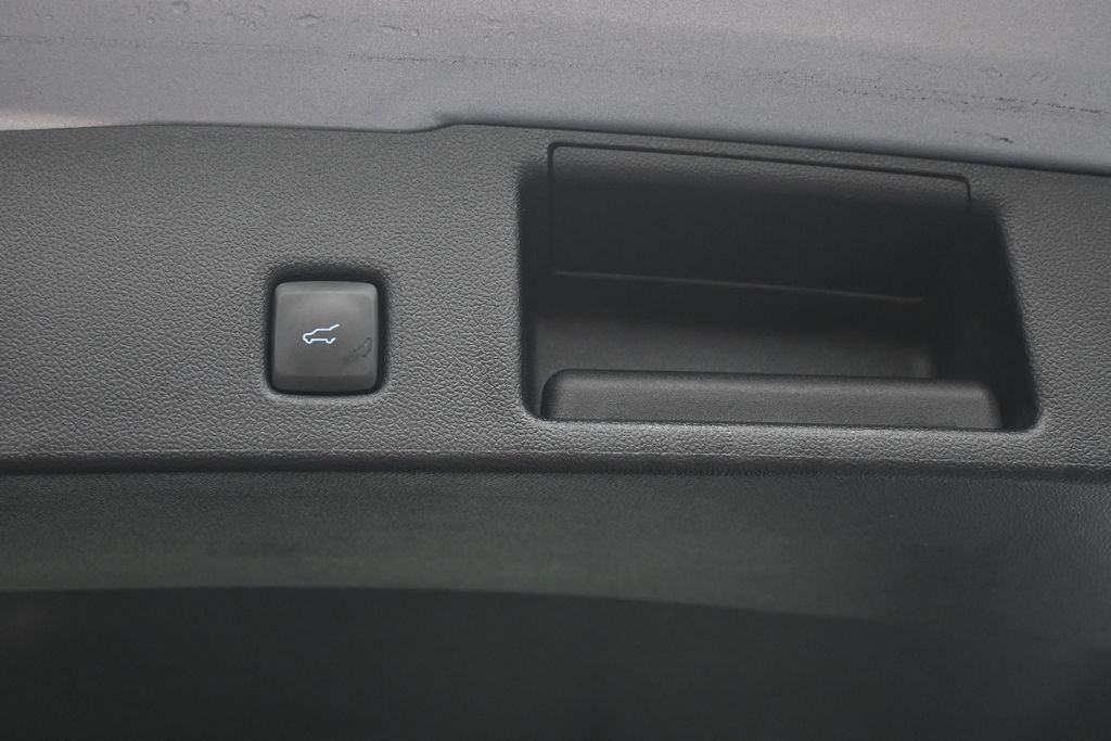 Certified 2022 Ford Escape SE w/ SE Sport Appearance Package FWD image 22