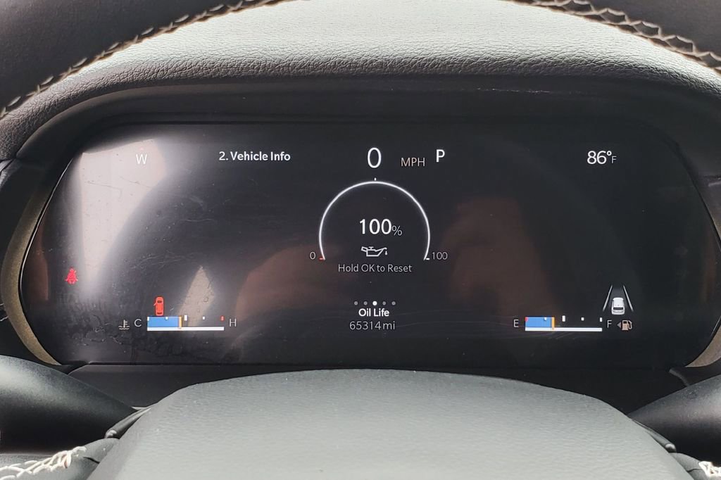 Used 2023 Jeep Grand Cherokee Altitude RWD image 9