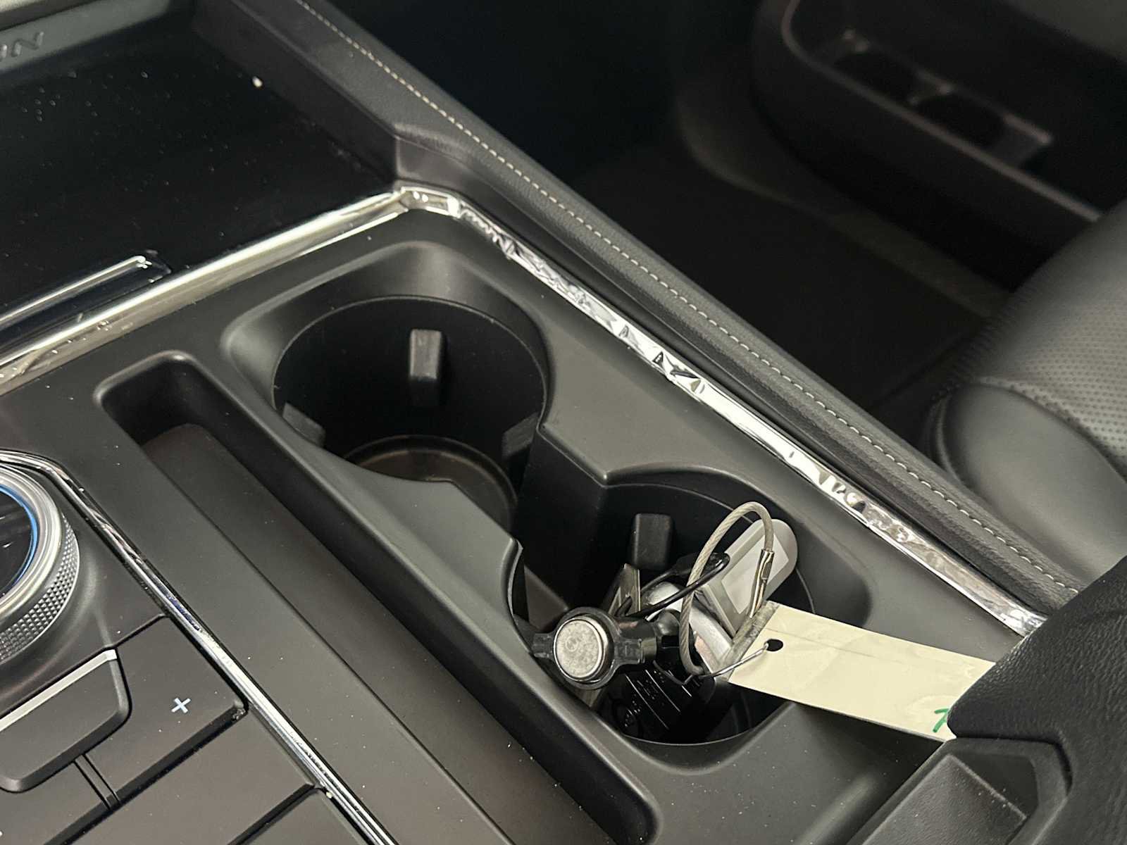 Certified 2024 Ford Expedition Max XLT image 32