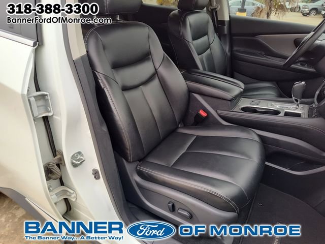 Used 2023 Nissan Murano SV image 22