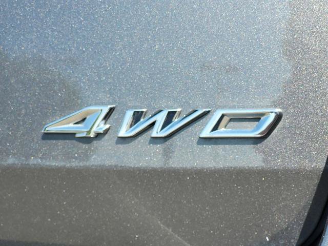 Certified 2022 Ford Explorer XLT w/ Equipment Group 202A AWD/4WD image 11
