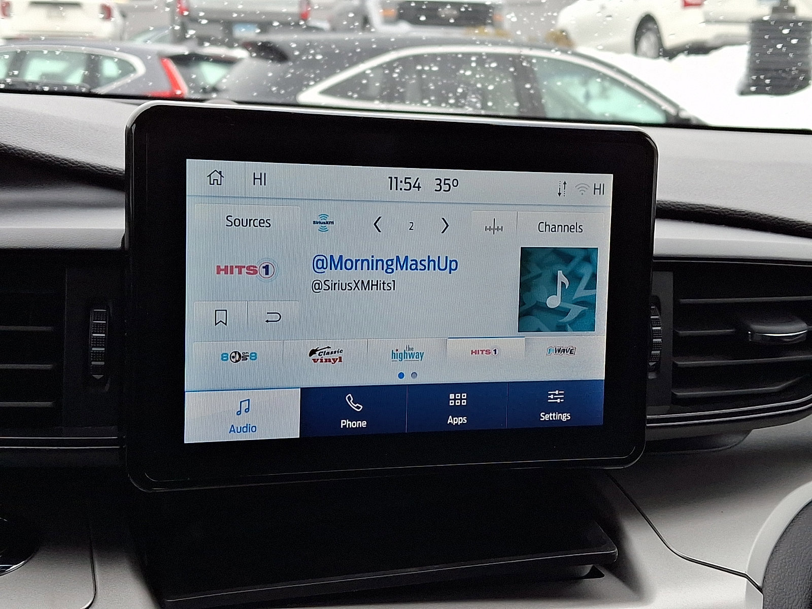 Certified 2022 Ford Explorer XLT w/ Class IV Trailer Tow Package image 23