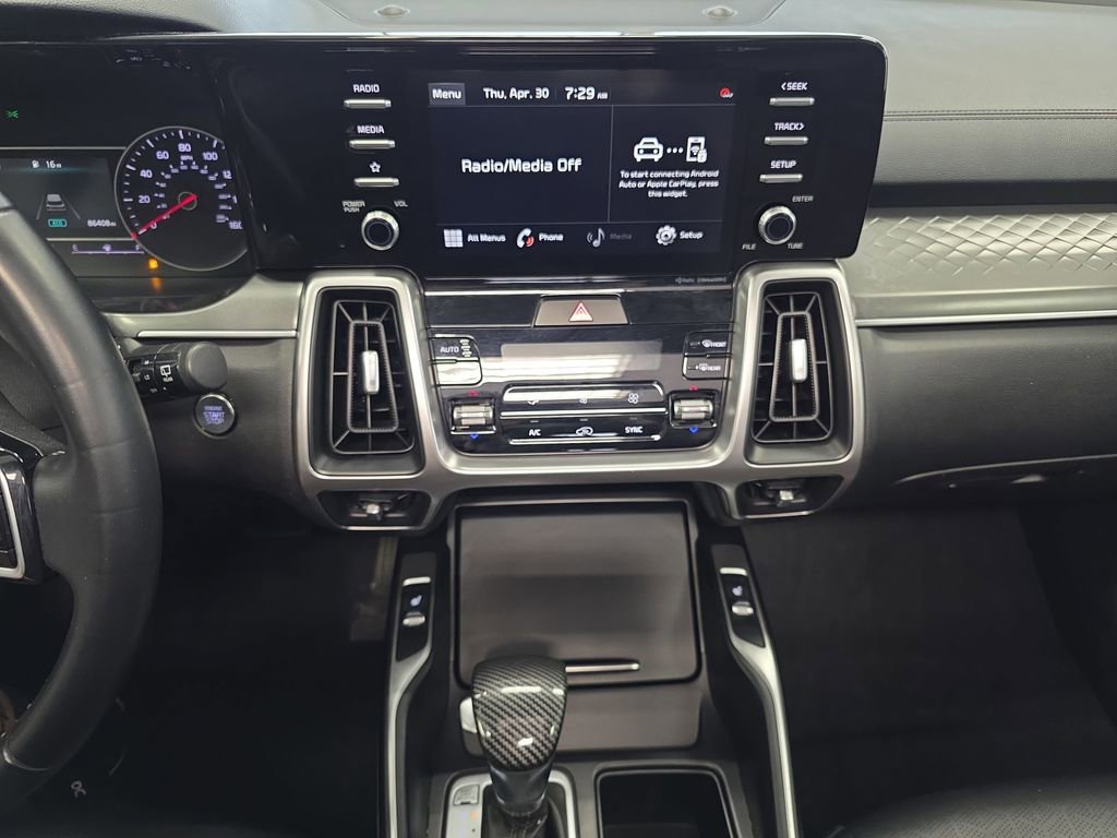 Used 2021 Kia Sorento S w/ Panoramic Sunroof Package AWD/4WD image 17