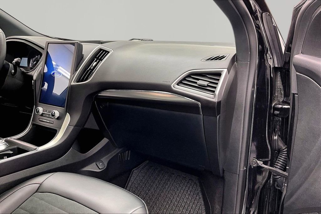 Certified 2024 Ford Edge ST-Line AWD/4WD image 17