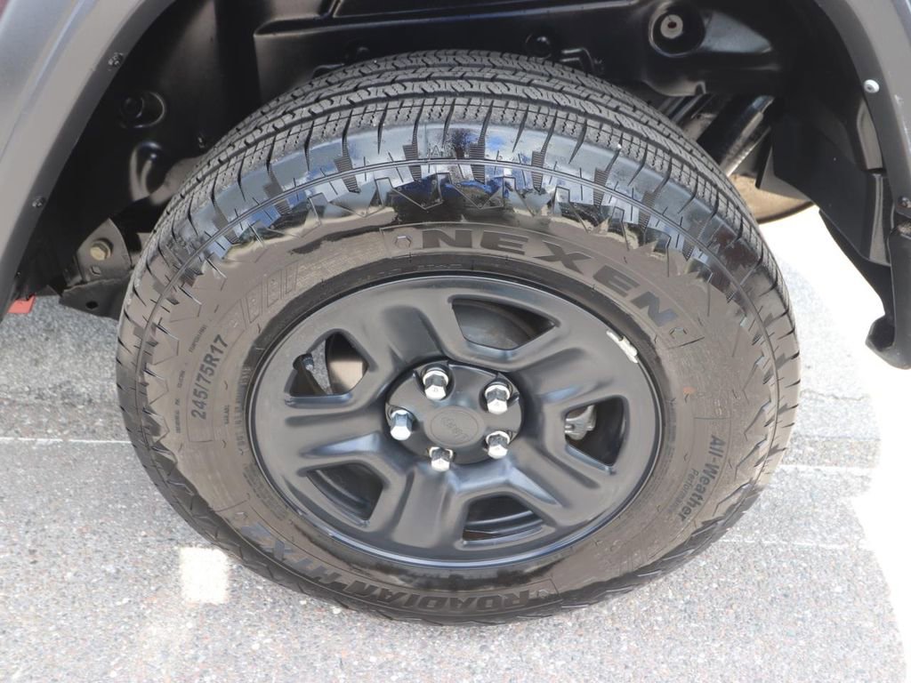 Used 2021 Jeep Wrangler Sport AWD/4WD image 14