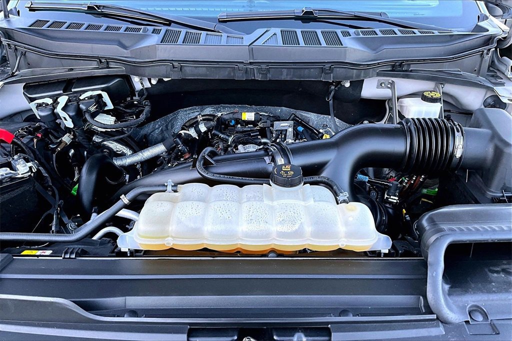 Certified 2023 Ford F150 XLT w/ Equipment Group 302A High image 12