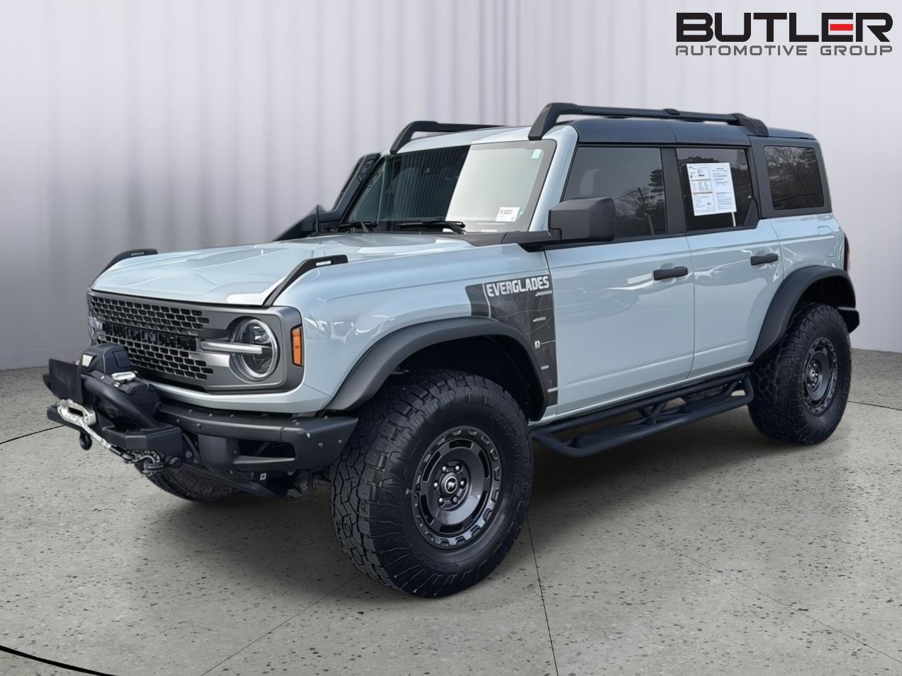 Certified 2023 Ford Bronco Everglades image 2