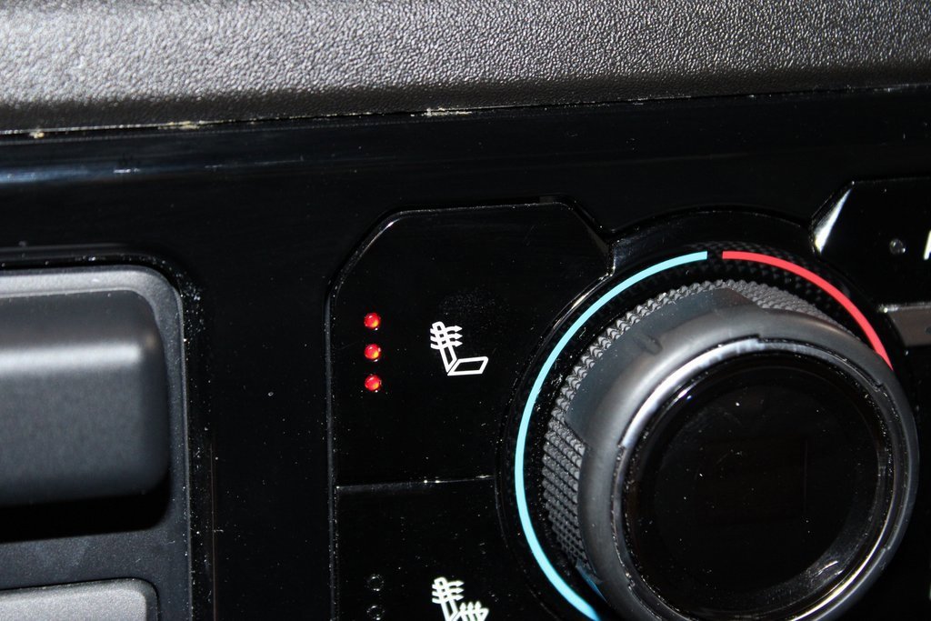 Used 2024 Chevrolet Silverado 1500 LT image 11