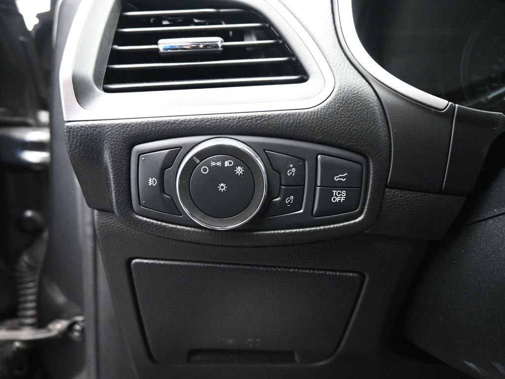 Certified 2020 Ford Edge SEL w/ Convenience Package image 40