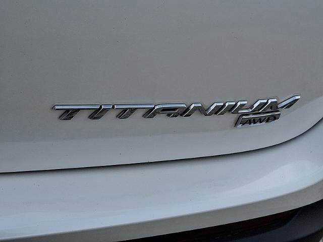 Certified 2017 Ford Edge Titanium w/ Equipment Group 302A image 31