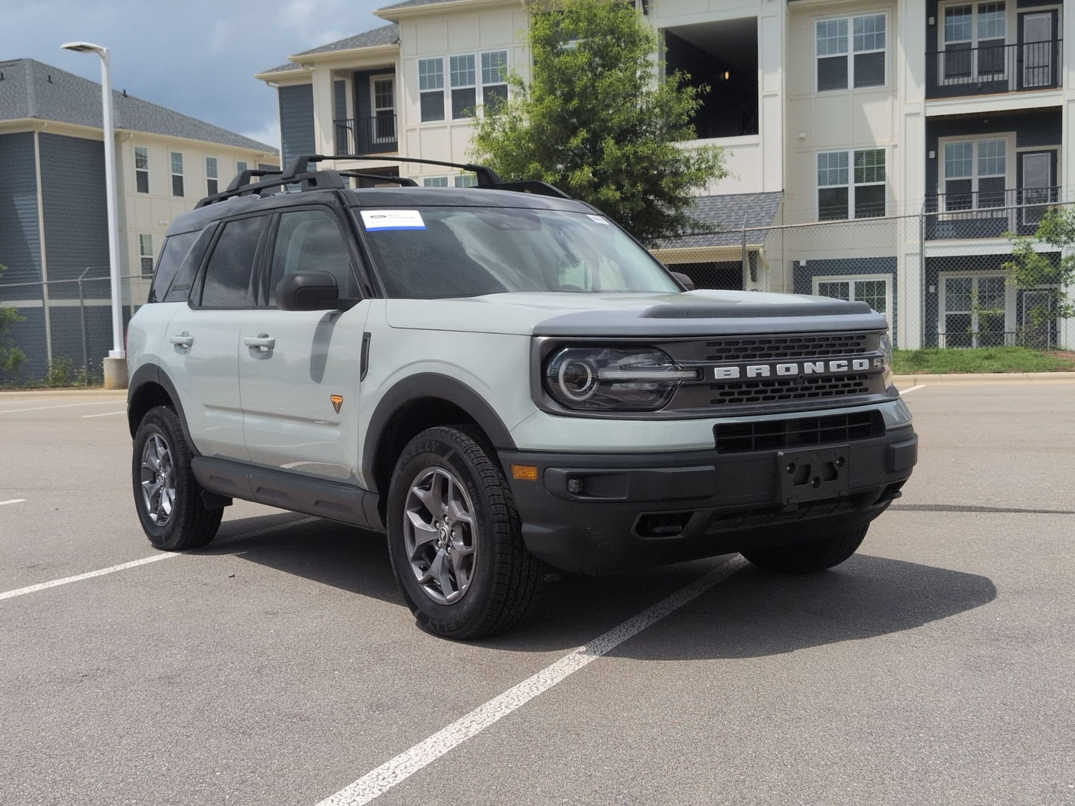 Certified 2022 Ford Bronco Sport Badlands w/ Premium Package AWD/4WD image 1