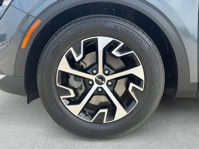 Used 2023 Kia Sportage EX FWD image 24